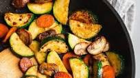Zucchini Mushroom Stir Fry {Vegan, Whoole30} Zucchini Mushroom Stir Fry {Vegan, Whoole30}