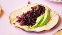 Tacos de flor de jamaica Tacos de flor de jamaica