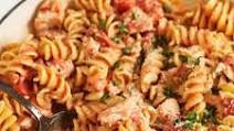 Creamy Tomato Chicken Pasta (one pot) Creamy Tomato Chicken Pasta (one pot)