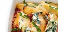 Spinach and Ricotta Stuffed Shells Spinach and Ricotta Stuffed Shells