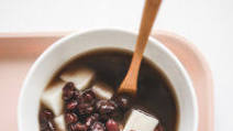 Zenzai (Sweet Red Bean Soup with Mochi) | Vegan Japanese Desserts Zenzai (Sweet Red Bean Soup with Mochi) | Vegan Japanese Desserts