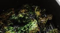 Air Fryer Parmesan Kale Chips Air Fryer Parmesan Kale Chips