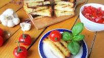 Bruschetta al pomodoro e basilico Bruschetta al pomodoro e basilico