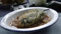 Chiles rellenos de huevo en caldillo Chiles rellenos de huevo en caldillo