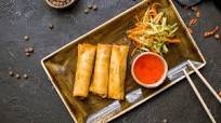 Spring Roll vs Egg Roll: What’s The Difference Between Them? Spring Roll vs Egg Roll: What’s The Difference Between Them?