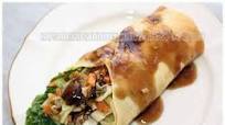 Fresh lumpia (vegetable roll) Fresh lumpia (vegetable roll)
