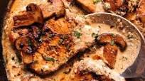Pork Chops in Garlic Mushroom Sauce Pork Chops in Garlic Mushroom Sauce