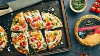 Roasted Red Pepper Hummus & Tzatziki Flatbread Roasted Red Pepper Hummus & Tzatziki Flatbread