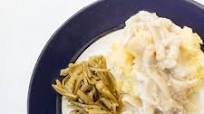 Chicken and Noodles over Mashed Potatoes Chicken and Noodles over Mashed Potatoes
