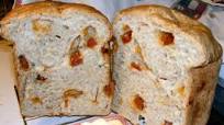 Homemade Cheese and Pepperoni Bread (Bread Machine) Homemade Cheese and Pepperoni Bread (Bread Machine)