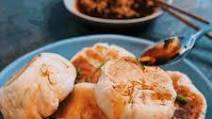 Pan-Fried Vegetable Buns - 水煎包 (Shui Jian bao) Pan-Fried Vegetable Buns - 水煎包 (Shui Jian bao)