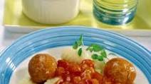 Gnocchi with little pork meatballs in tomato sauce Gnocchi with little pork meatballs in tomato sauce