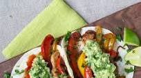 Chicken & Bell Pepper Fajitas with Guacamole Chicken & Bell Pepper Fajitas with Guacamole