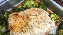 Sheet Pan Pork Chops with Garlic Broccoli Sheet Pan Pork Chops with Garlic Broccoli
