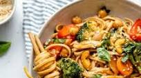 30 Minute Vegan Stir Fry Sesame Noodles with Chickpeas & Basil 30 Minute Vegan Stir Fry Sesame Noodles with Chickpeas & Basil