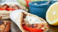 Grilled chicken gyros with tzatziki Grilled chicken gyros with tzatziki