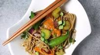 How To Make Homemade Takeout with Blue Dragon Sauces {GIVEAWAY} How To Make Homemade Takeout with Blue Dragon Sauces {GIVEAWAY}