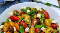 Sangria Tomato Caprese Salad Sangria Tomato Caprese Salad