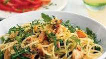 Spaghetti with hot-smoked salmon, rocket & capers Spaghetti with hot-smoked salmon, rocket & capers