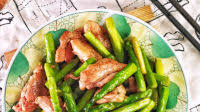 Asparagus chicken stir-fry - How to cook the authentic Cantonese style Asparagus chicken stir-fry - How to cook the authentic Cantonese style
