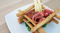 Cestino di Salumi e Formaggi – Antipasto Cestino di Salumi e Formaggi – Antipasto