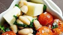 White Bean & Tomato Caprese Salad White Bean & Tomato Caprese Salad