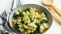Ginisang Upo and Spinach Ginisang Upo and Spinach