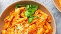 Penne Alla Vodka with Chicken Penne Alla Vodka with Chicken