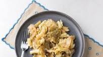 Slow Cooker Haluski (Cabbage and Noodles) Slow Cooker Haluski (Cabbage and Noodles)