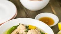 Tinolang Manok (Chicken with Papaya Soup) Tinolang Manok (Chicken with Papaya Soup)