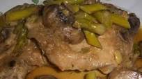 Pork Chops With Asparagus and Mushrooms Pork Chops With Asparagus and Mushrooms
