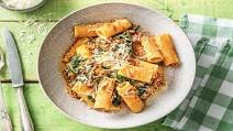 Pork and Zucchini Bolognese with Spinach and Parmesan Pork and Zucchini Bolognese with Spinach and Parmesan