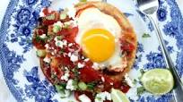 Huevos Rancheros {Egg Tostada} Huevos Rancheros {Egg Tostada}