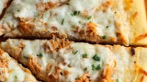 Buffalo Chicken Pizza Buffalo Chicken Pizza
