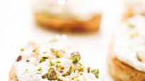 Ricotta Toasts with Pistachios and Honey Ricotta Toasts with Pistachios and Honey