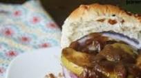 Crockpot Apple Pork Sliders Crockpot Apple Pork Sliders