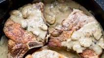 Pork Chops with Mushroom Wine Pan Sauce Pork Chops with Mushroom Wine Pan Sauce
