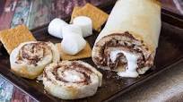 S’mores Pizza Roll-Up S’mores Pizza Roll-Up