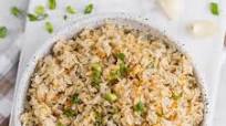 Vegan Filipino Garlic Fried Rice aka Sinangag (3-Ingredients) Vegan Filipino Garlic Fried Rice aka Sinangag (3-Ingredients)