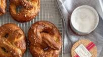 Bavarian Pretzels (Bretzels) Bavarian Pretzels (Bretzels)