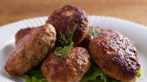 Maple Turkey Sausage Patties with Spaghetti Squash Hash Browns Maple Turkey Sausage Patties with Spaghetti Squash Hash Browns