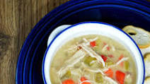 Easy Slow Cooker Chicken Soup Easy Slow Cooker Chicken Soup