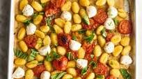 Caprese Sheet Pan Gnocchi Caprese Sheet Pan Gnocchi