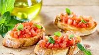 Tomato bruschetta Tomato bruschetta