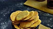 Makki Ki Baked Mathri Recipe (Baked Cornmeal Flaky Biscuit) Makki Ki Baked Mathri Recipe (Baked Cornmeal Flaky Biscuit)