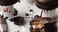 Marshmallow–Chocolate Cookie Sammies Marshmallow–Chocolate Cookie Sammies