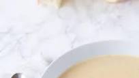 Slow Cooker Roasted Cauliflower and Aged White Cheddar Soup Slow Cooker Roasted Cauliflower and Aged White Cheddar Soup