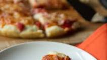 Homemade Pan Pizza Homemade Pan Pizza