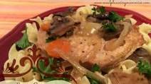 Slow Cooker Boneless Pork Chops with Creamy Mushrooms, 8 WW PointsPlus Slow Cooker Boneless Pork Chops with Creamy Mushrooms, 8 WW PointsPlus