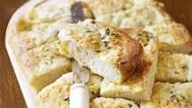 Cheesy garlic bread Cheesy garlic bread
